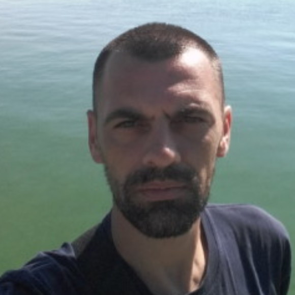 Profile picture of Dragan