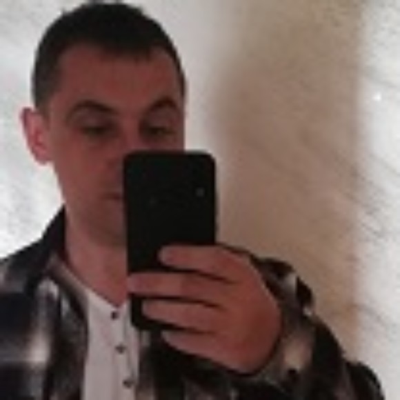 Profile picture of m