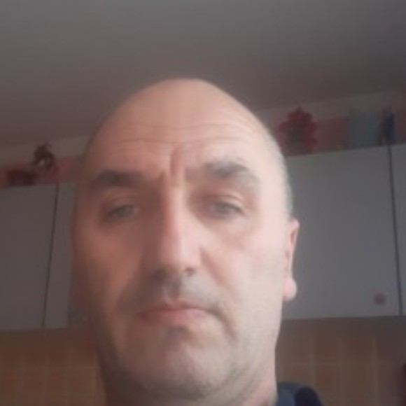 Profile picture of vojislav12