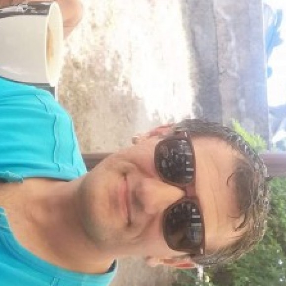 Profile picture of Robert