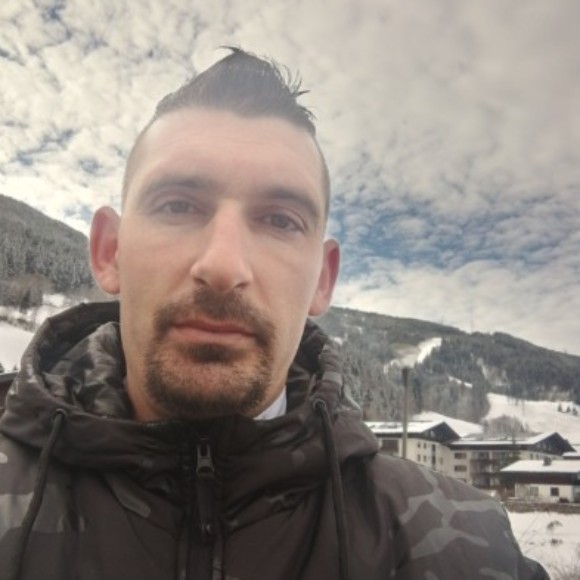 Profile picture of Tomislav