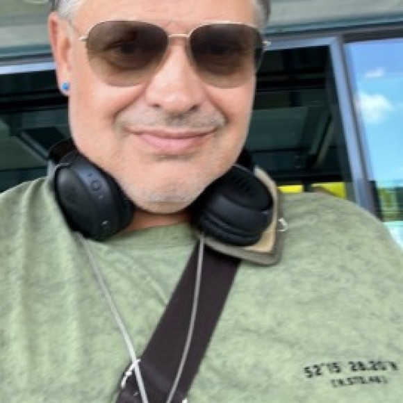 Profile picture of Oliver Cosic