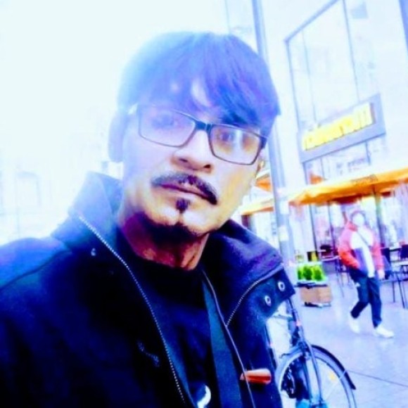 Profile picture of Hossain