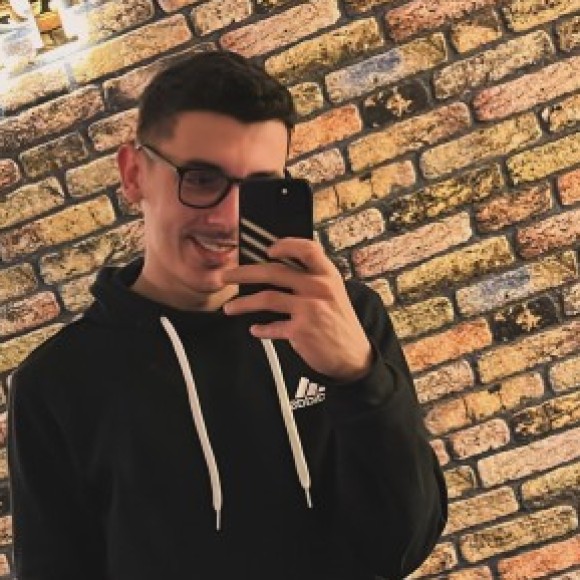 Profile picture of Johnny Juric