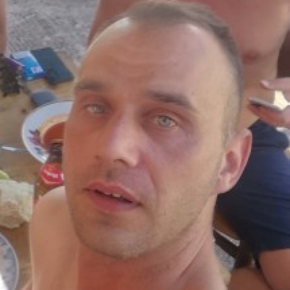 Profile picture of Dejan