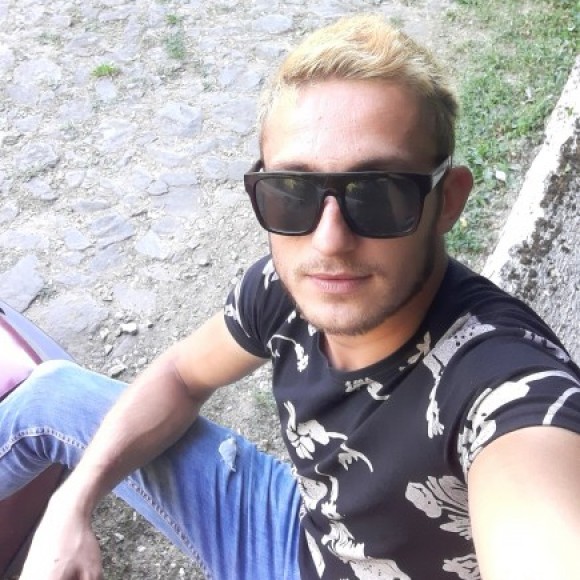 Profile picture of Aleksandar